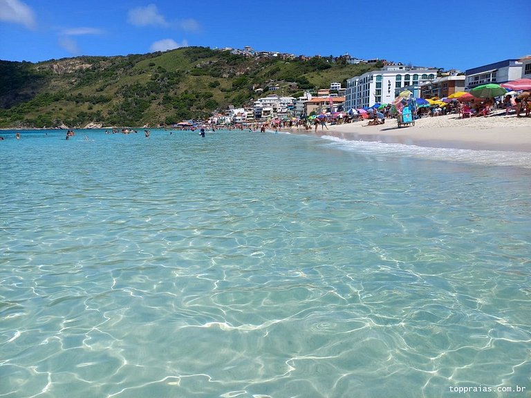 Apartamento com garagem, a beira mar em Arraial do Cabo