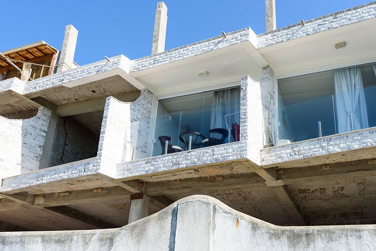 Amor e Mar: Pé na Areia Vista Espetacular