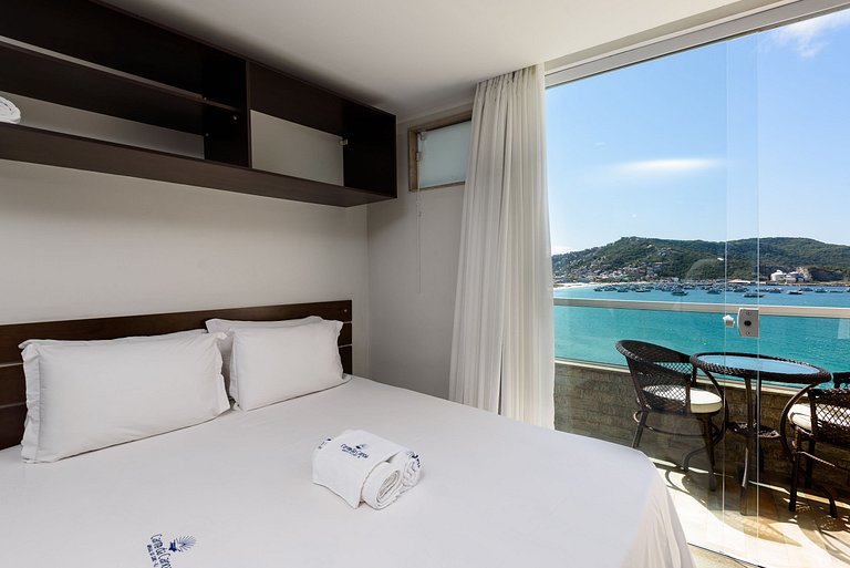 Luxuoso com Vista Incrível Refúgio Pé na Areia