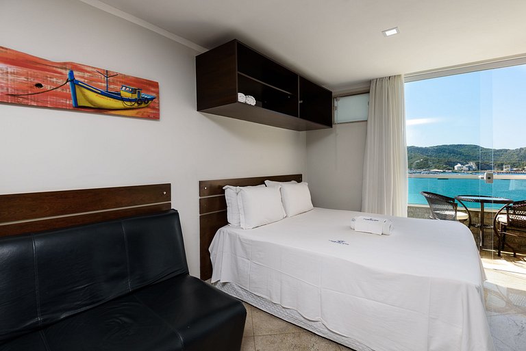 Luxuoso com Vista Incrível Refúgio Pé na Areia