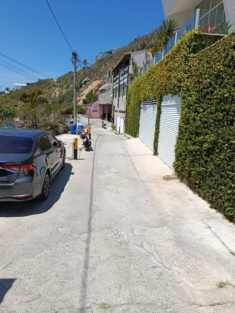 Luxuoso com Vista Incrível Refúgio Pé na Areia