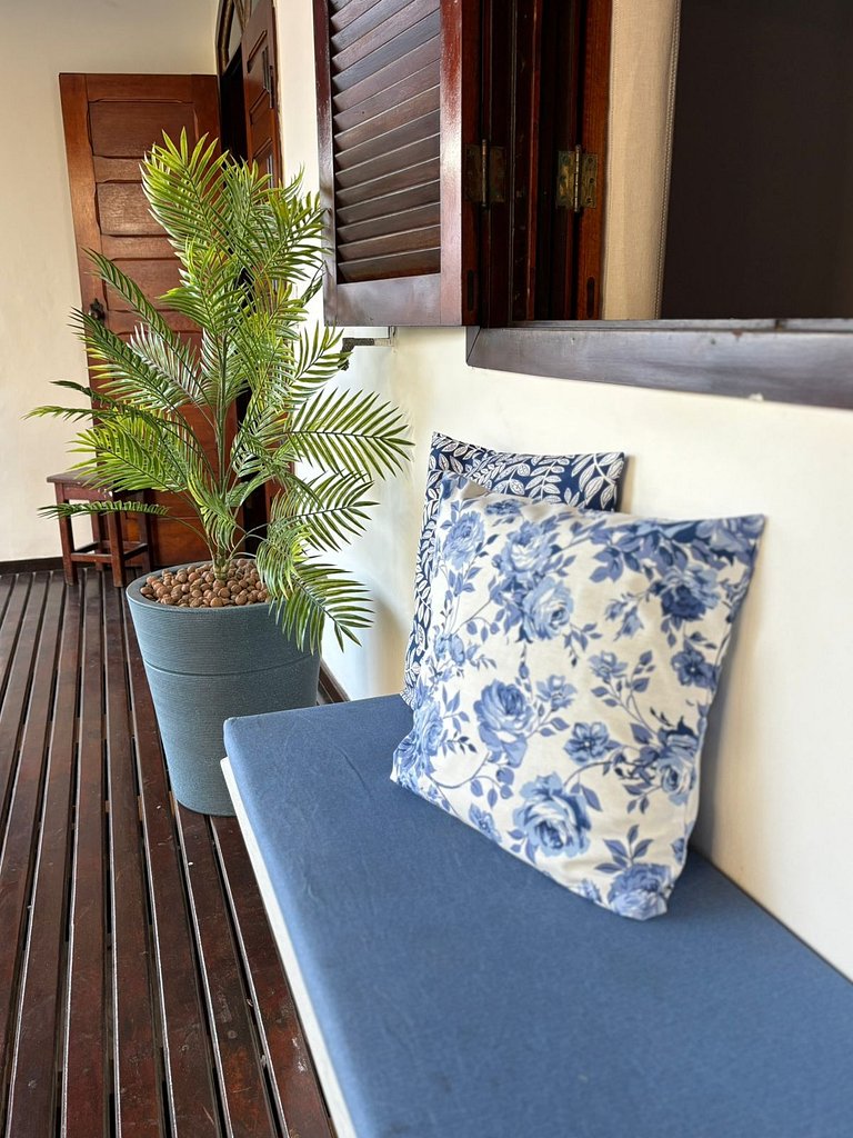 Quarto Confortável | Banheiro Externo exclusivo