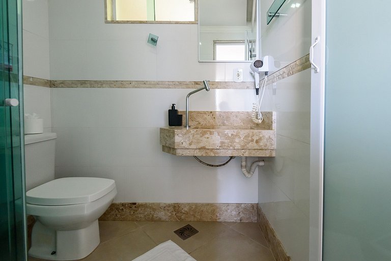 Luxuoso com Vista Incrível Refúgio Pé na Areia