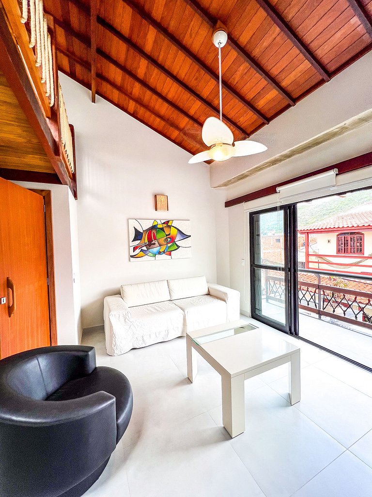 Flat Moderno com Mezanino - 301 Villa Noah