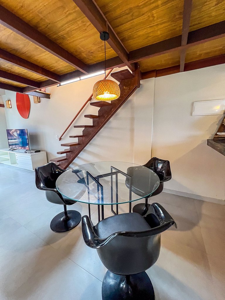 Flat Amplo e Moderno com Mezanino