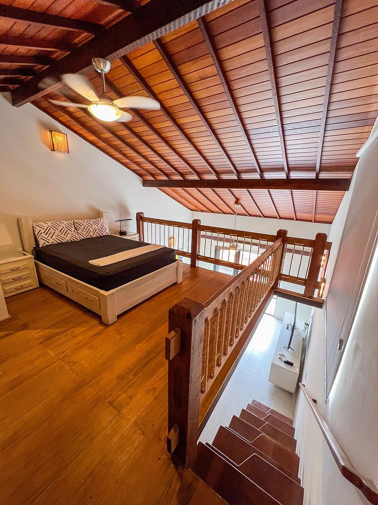 Flat Amplo e Moderno com Mezanino